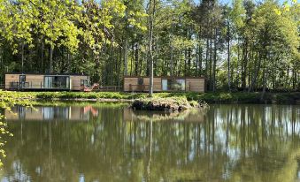 Rowan Boutique Lodge for couples with a dog - Housity