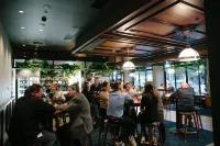 Avenue Hotel Canberra