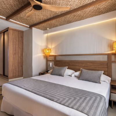 Standard Bungalow with Balcony Hotel Riu La Mola Promo Code