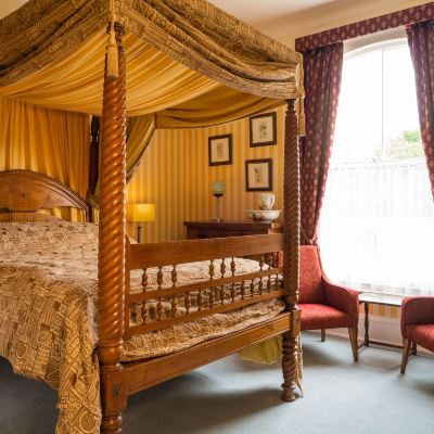 Deluxe Double Room MonkBridge House Promo Code