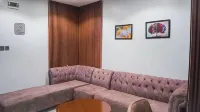 시더우드 아파트먼트