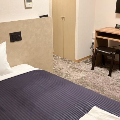 喫煙ダブルベッドルーム ホテルリブマックスBUDGET新橋 クーポン