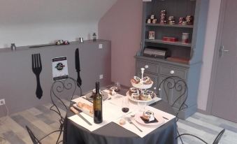 Jeanne et Compagnie - Housity
