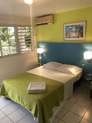 Coco-mango Apt. B, Studio Cosy, vue mer à 250 m de la Plage de la Perle  호텔