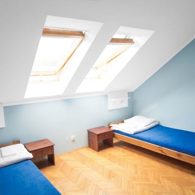 Basic Twin Room, 2 Twin Beds, Shared Bathroom Dizzy Daisy Hostel Promo Code
