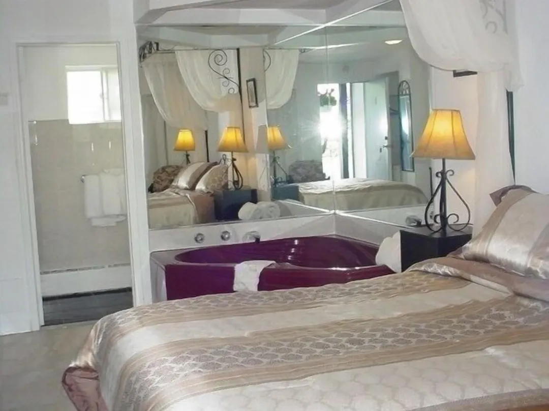 Blue Moon Motel - Niagara Falls
