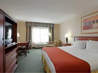 Holiday Inn Express & Suites AUBURN by IHG