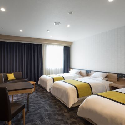 ファミリートリプルルーム ホテルヒューイット甲子園 クーポン