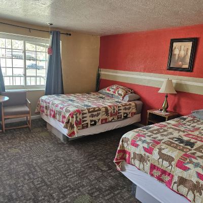 Standard Double Room With 2 Queen Beds Two Rivers Inn Promo Code