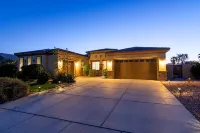 4000 SQ FT 5bedroom/3 BATH, SALT, POOL/SPA, WiFi and AC, COACHELLA, Indio