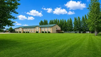 Super 8 by Wyndham Portage la Prairie MB Hotels in 