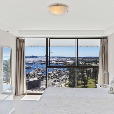 3 Bedroom Marina View Superior Apartment
