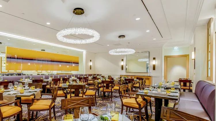 ヒルトン・ロサンゼルス・エアポート 食事・レストラン