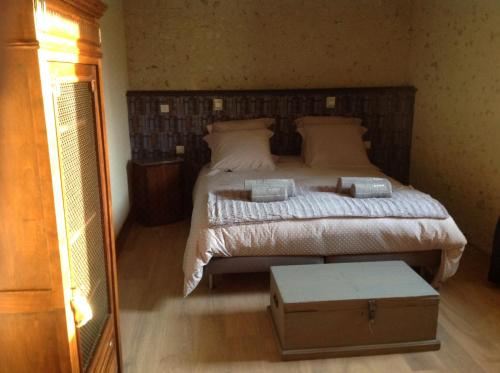 带湖景的双人间