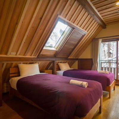 2 Bedroom, Larch Peak Chalet