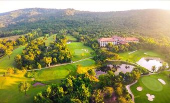 Hillside Country Home Golf & Resort