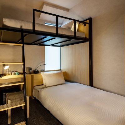 上下鋪單床房 - 禁菸 AKABANEHOLIC飯店優惠