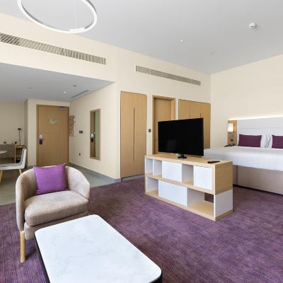 Executive Room Premier Inn Dubai Ibn Battuta Mall Promo Code