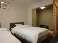 로캰 사노야