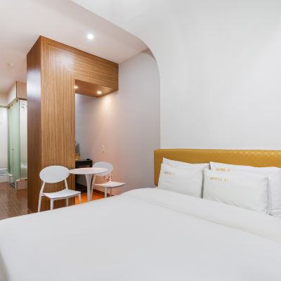 Business Room-King Size (Dual Monitor Provided/Styler) Jeonju Sinsigaji Hotel U 쿠폰