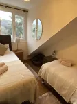 Beautiful cottage in the heart of Rhayader with riverside views ( pet friendly) Hotels in Rhayader