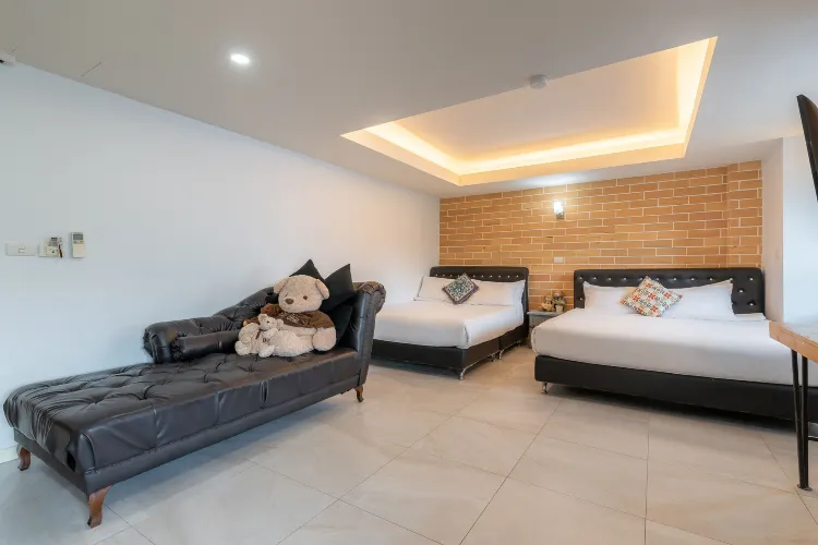 ห้องดีลักซ์ 4 ที่นอน