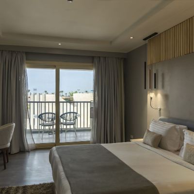 行政按摩浴缸套房 日出水晶海灣度假村優惠