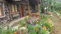 Mt. Kenya Riverside Retreat Hotel a 