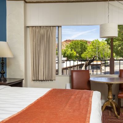 Three-Bedroom Family Room Aikens Lodge Promo Code