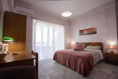 Etna Sea House