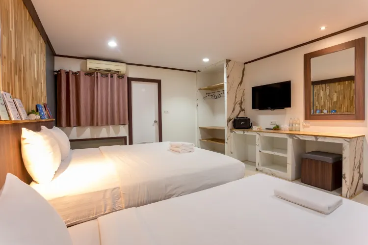 ห้องสแตนดาร์ดสำหรับสามท่าน ปลอดบุหรี่