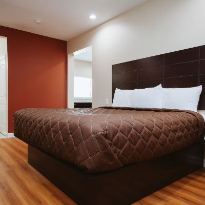 2 Queen Beds Room, Non-Smoking Palace Inn Houston Northwest 290 Promo Code
