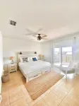Bimini Sky, Amazing views Optional Golf Cart 2/2 Hotels in 