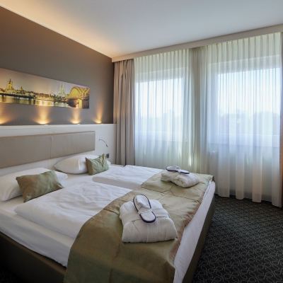 尊享特大床套房 塞文林霍夫科隆市美居飯店優惠