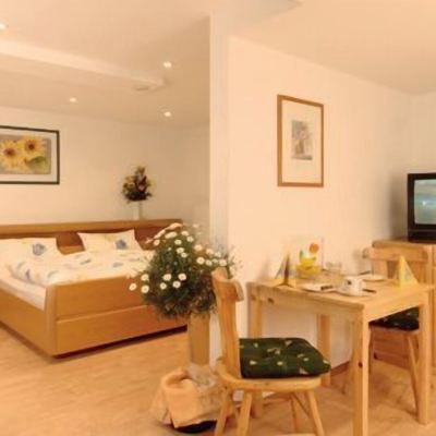 Quadruple Room Hotel Uhl Promo Code
