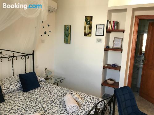 侧面海景豪华双人房