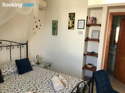 侧面海景豪华双人房