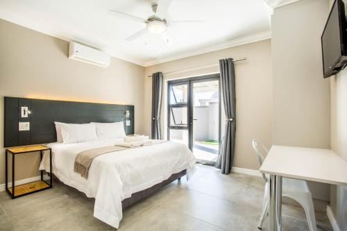 现代两卧室小屋