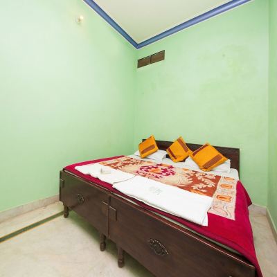 Basic Double or Twin Room, 1 Double Bed