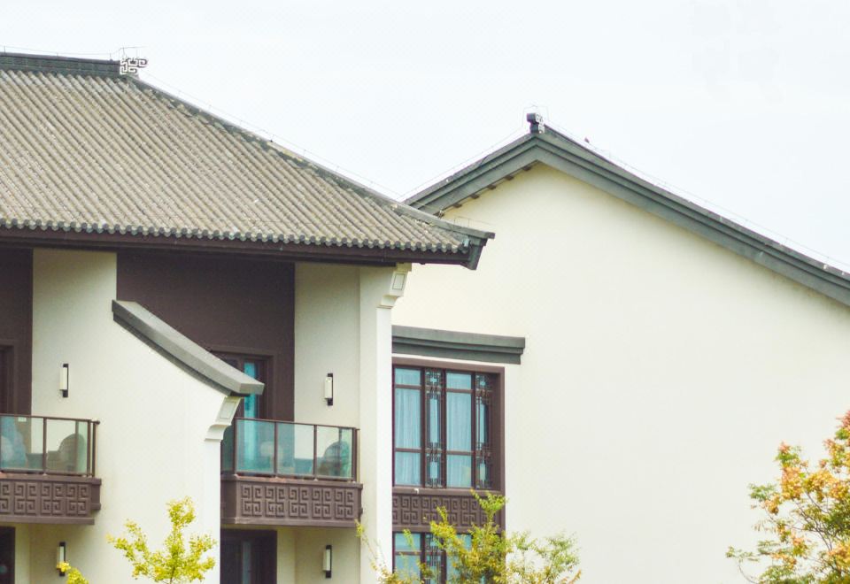 园景五居庭院房