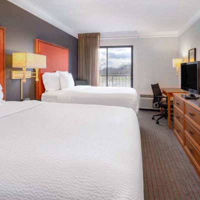 2 Queen Beds Suite Non-Smoking La Quinta Inn and Suites Promo Code