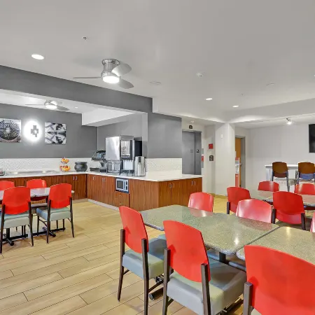 Best Western Plus Navigator Inn Suites Отели в г. Эверетт