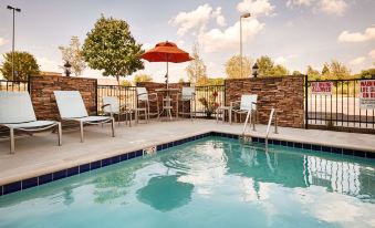 Best Western Plus Atrium Inn & Suites - Housity