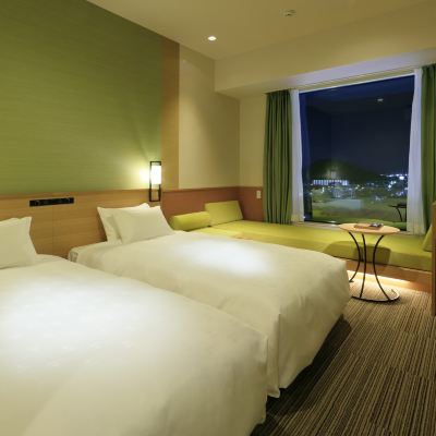 ツインルーム３名利用 カンデオホテルズ奈良橿原 クーポン