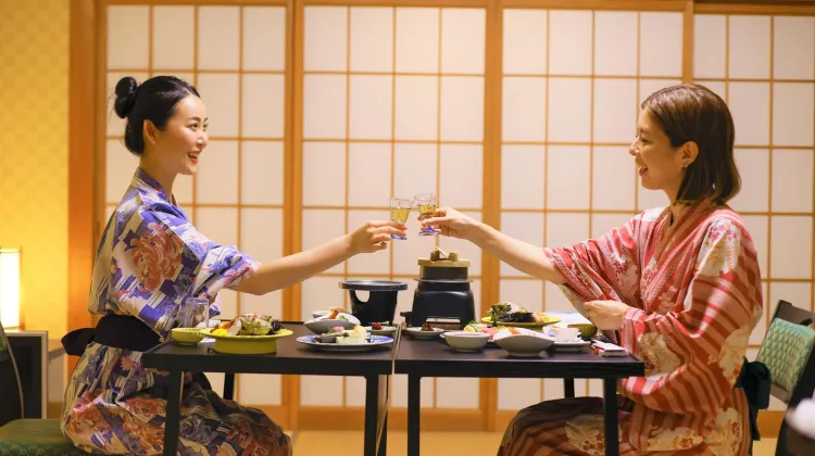 いこい亭 菊萬 食事・レストラン