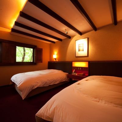 Robe [Japanese-Western Room] [Non-Smoking] 湯布院温泉 山荘無量塔 クーポン