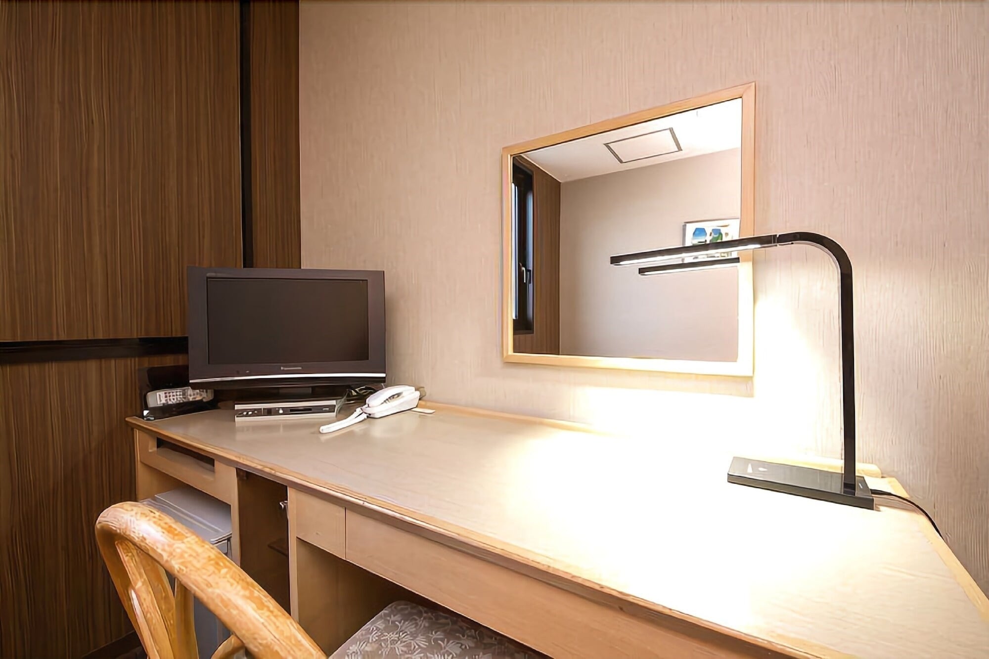 带单人床的单人间