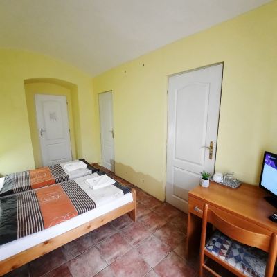 Economy Twin Room (1 To 2 Beds) Pension City Center & L`Opera Promo Code