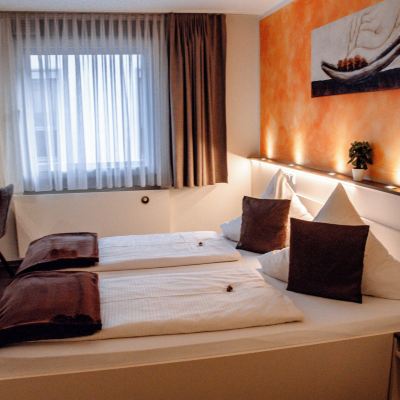 Double Room Central Hotel Garni Promo Code