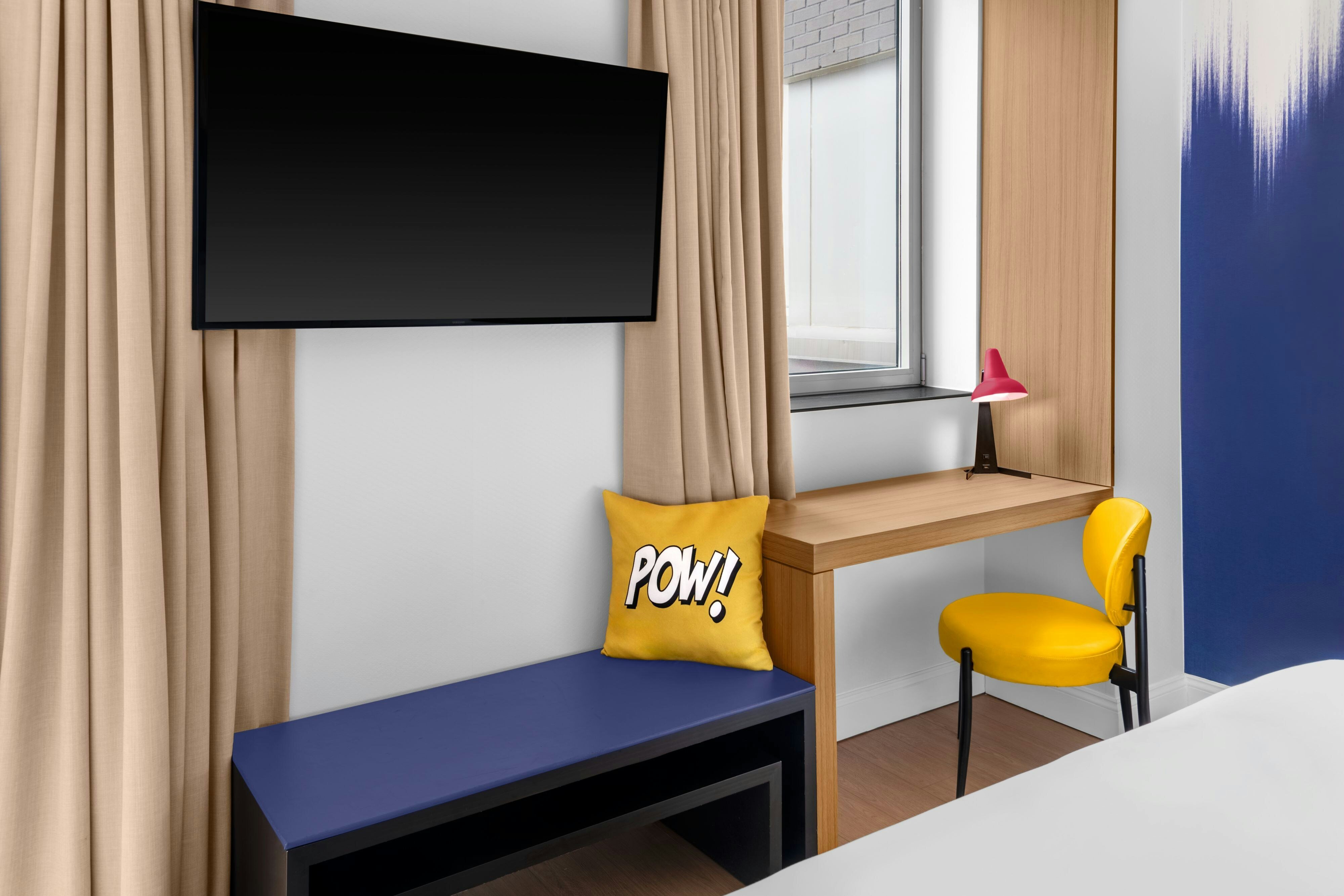 Aloft New York Brooklyn大型特大床房